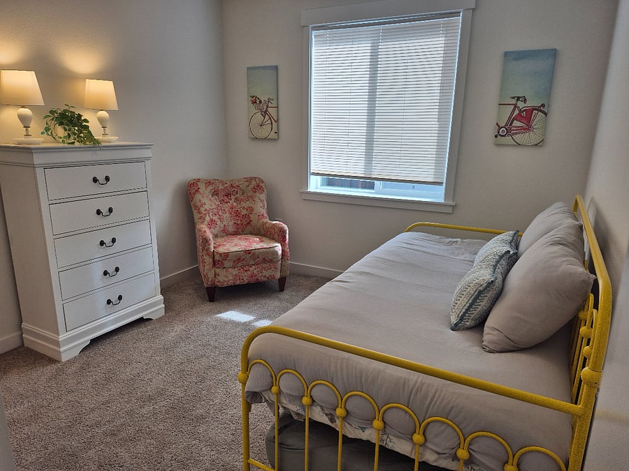 Third bedroom with trundle bed