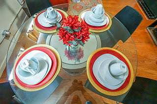 Seating of 4 Dining Room Table.
