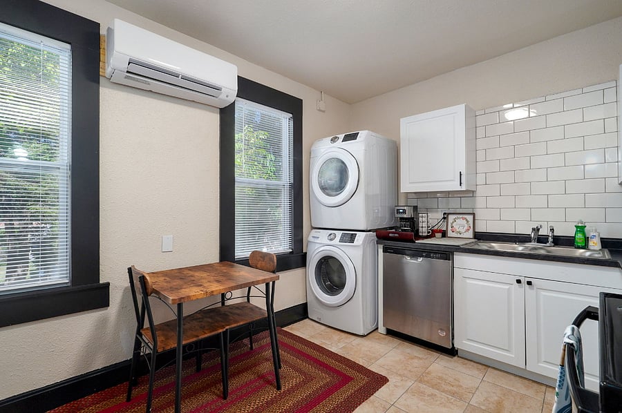 Furnished Finder property 719581_1 photo 18