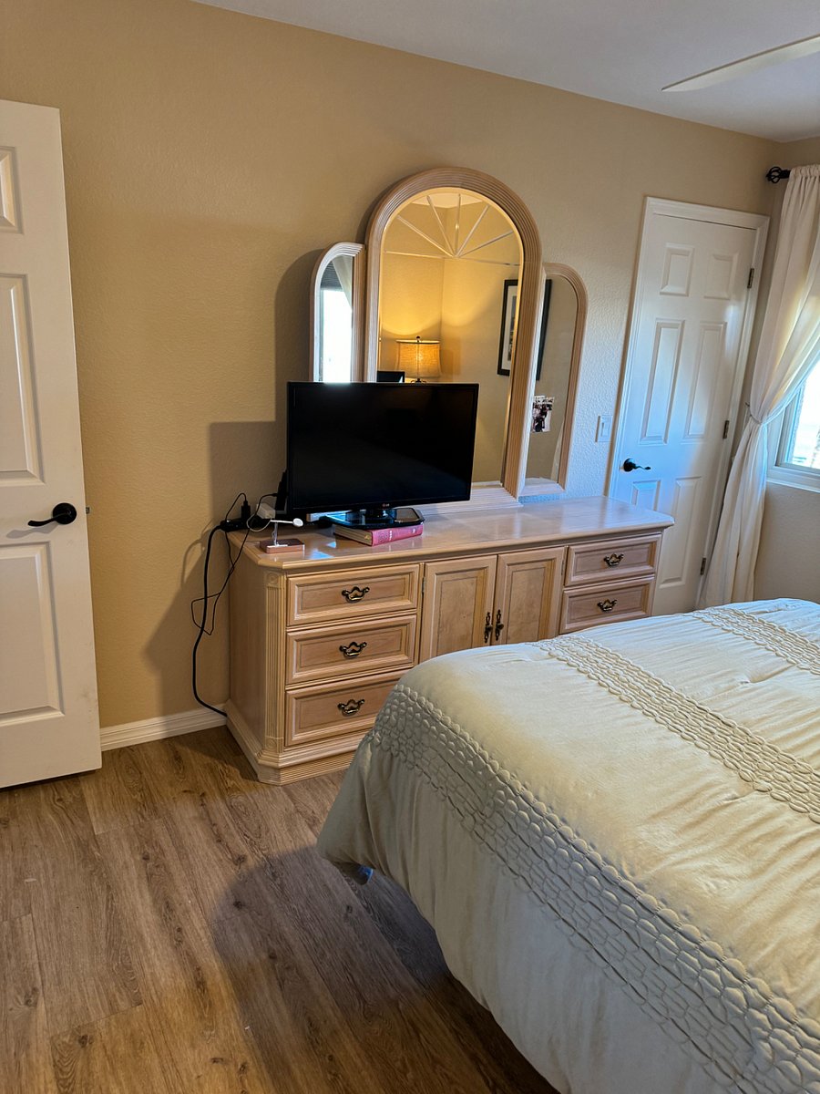 Tenant Bedroom with queen size bed