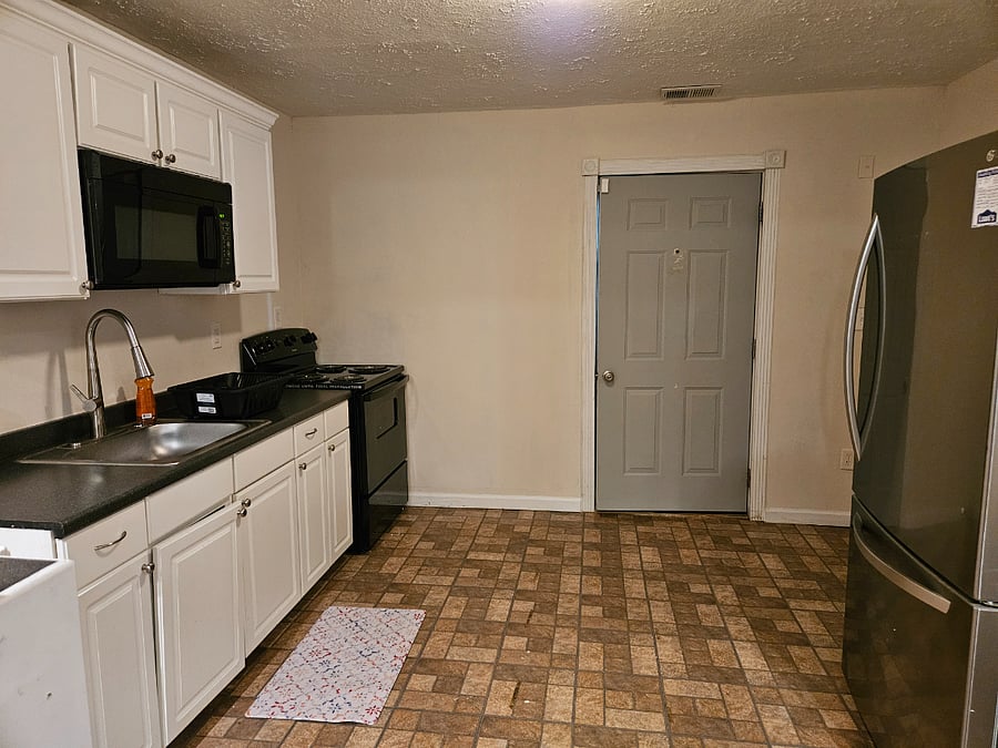 Furnished Finder property 719636_1 photo 3