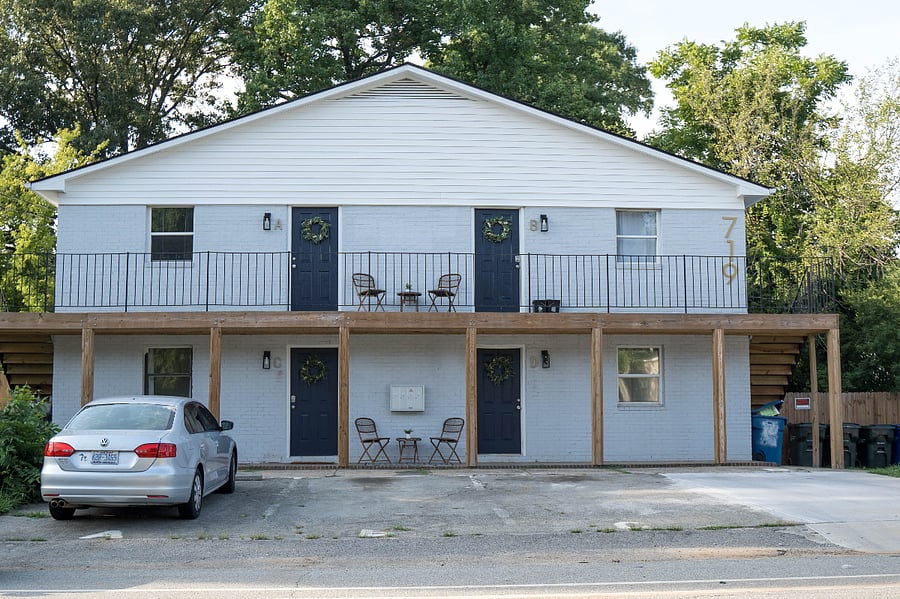 Your apartment is conveniently located on the first floor (bottom left).
