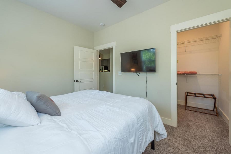 Furnished Finder property 719728_1 photo 14