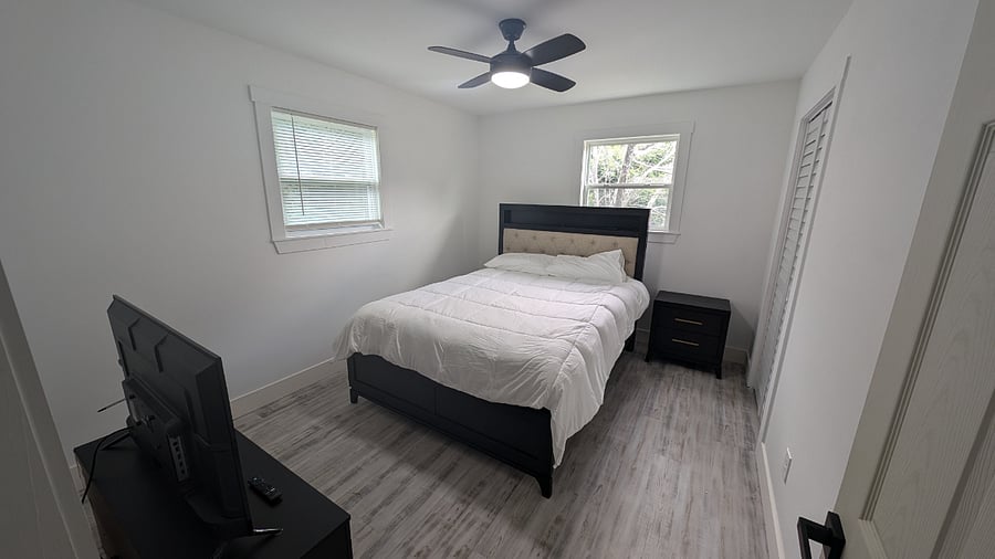 2nd bedroom available.  Has shared bathroom.