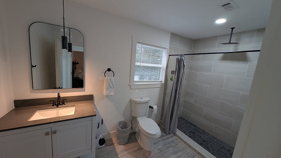 Master Bathroom - rented already