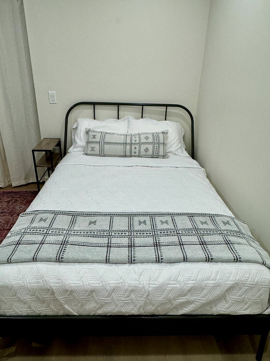 Furnished Finder property 719746_1 photo 25