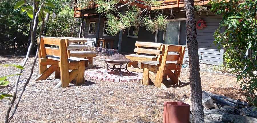 Firepit with Teak outside furniture.