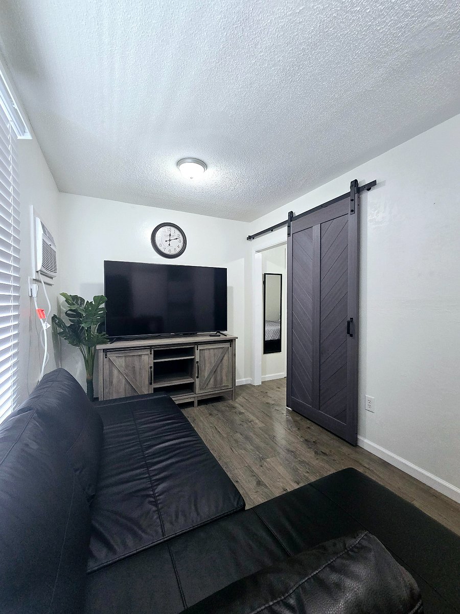 Furnished Finder property 719819_1 photo 3