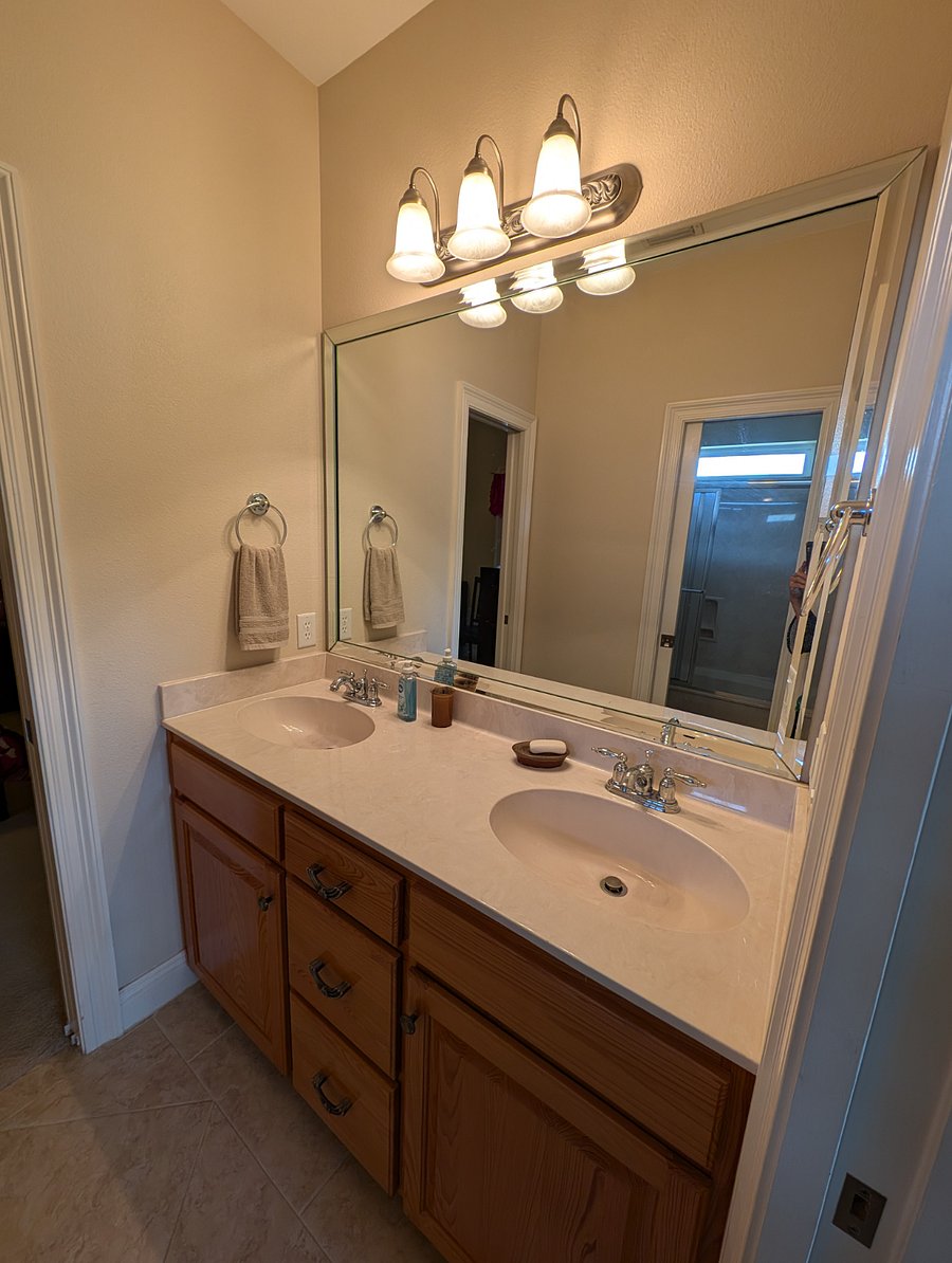 Furnished Finder property 719875_1 photo 3