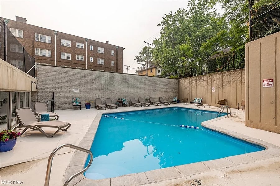 Furnished Finder property 720005_1 photo 15