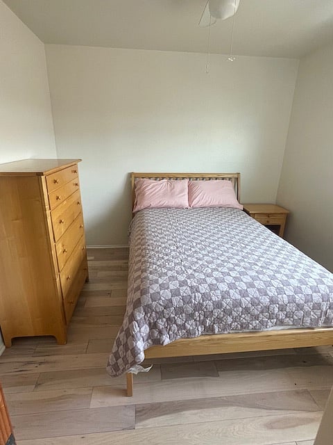 Bedroom #1- Full bed