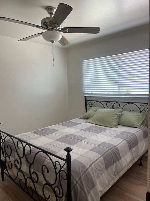 Bedroom #2- Queen bed