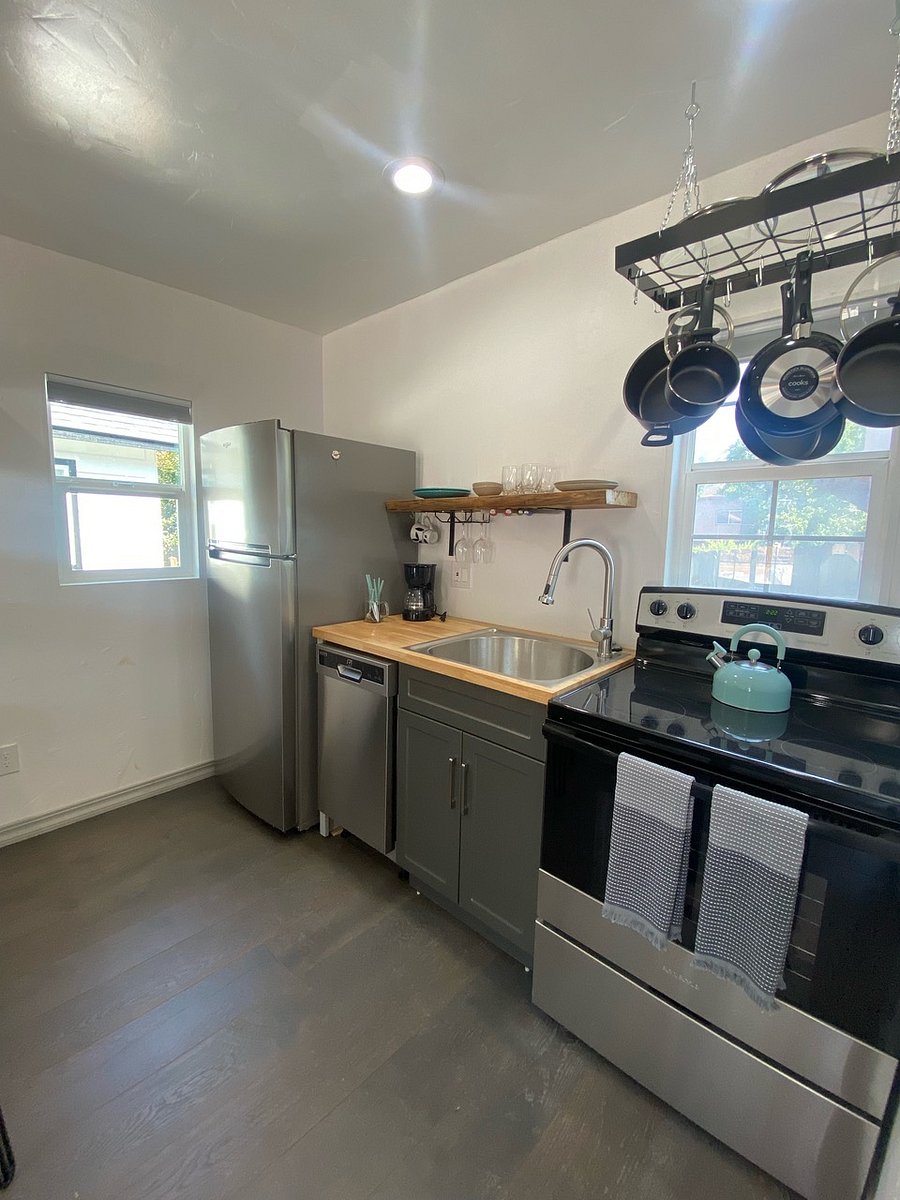 Furnished Finder property 720112_1 photo 4