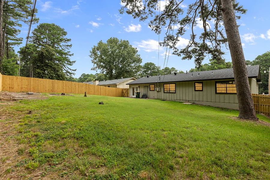 Furnished Finder property 720238_1 photo 21
