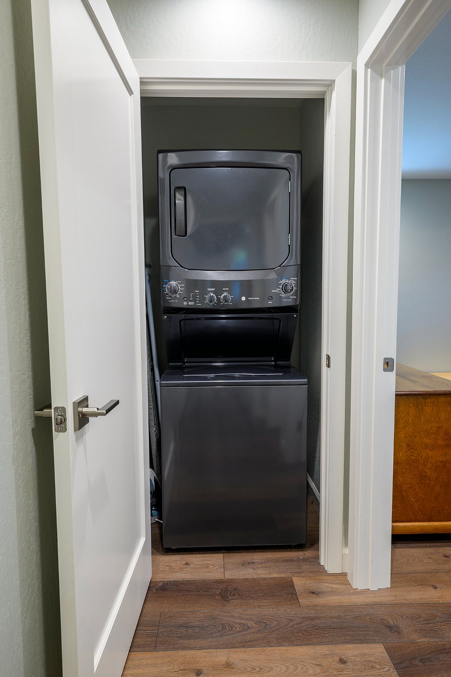 Furnished Finder property 720252_1 photo 23