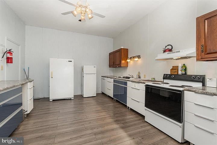 Furnished Finder property 720283_2 photo 13