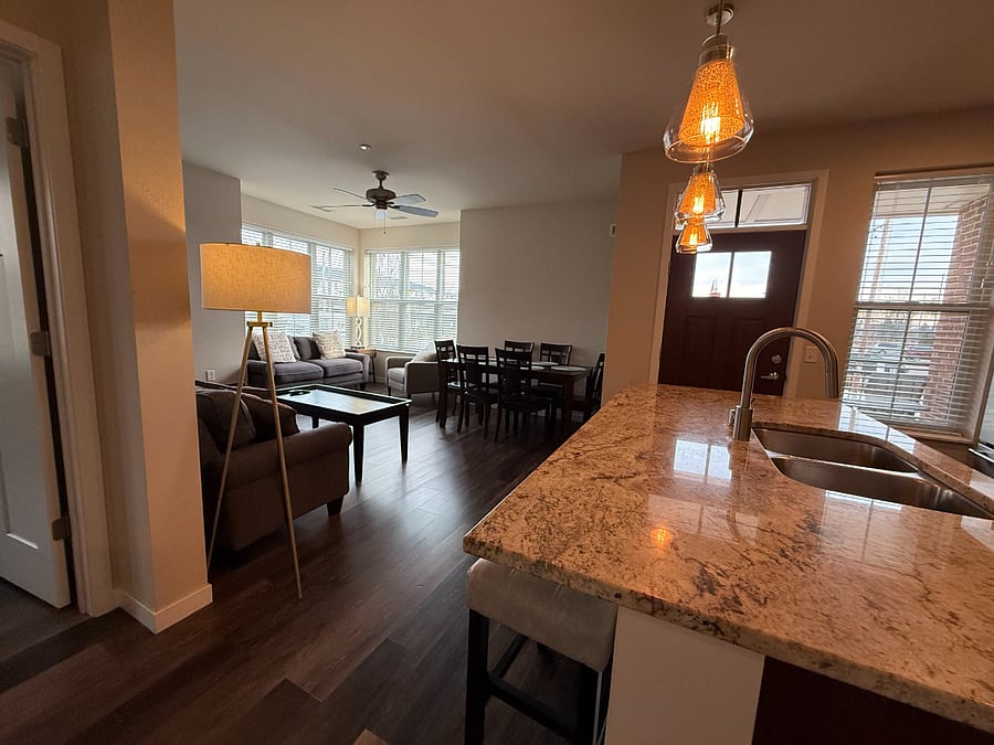 Furnished Finder property 720336_1 photo 2