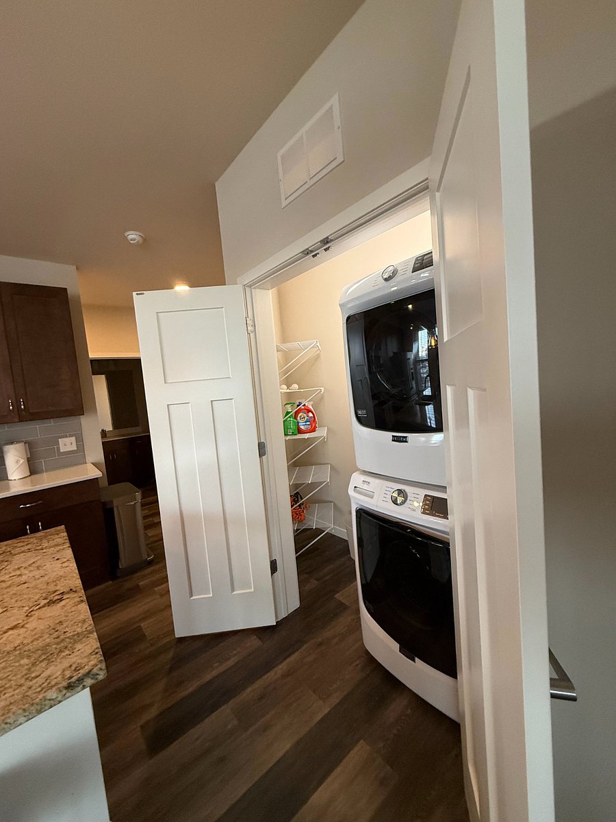 Furnished Finder property 720336_1 photo 14