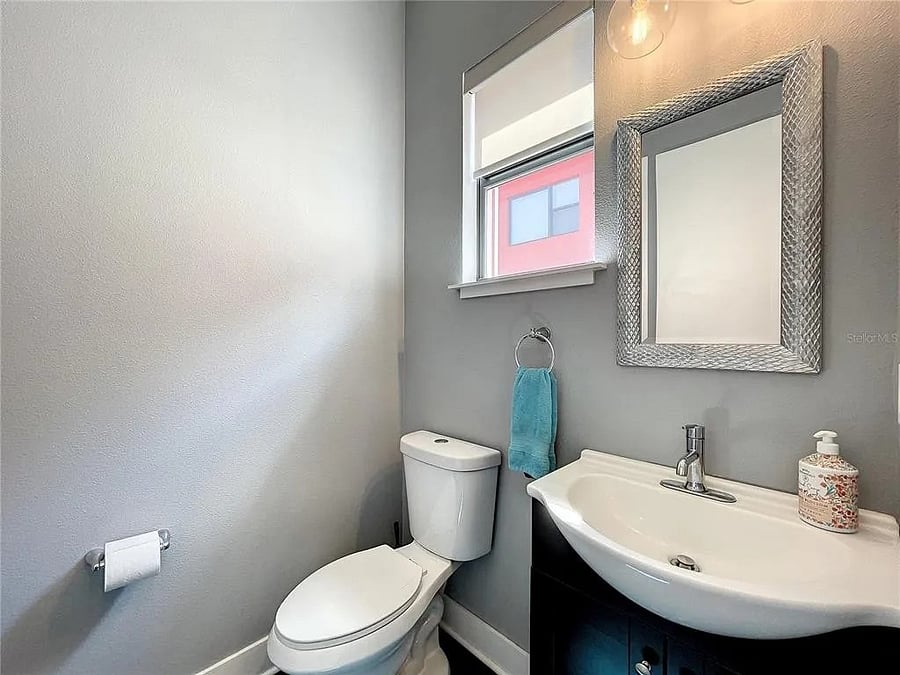 Furnished Finder property 720376_1 photo 8