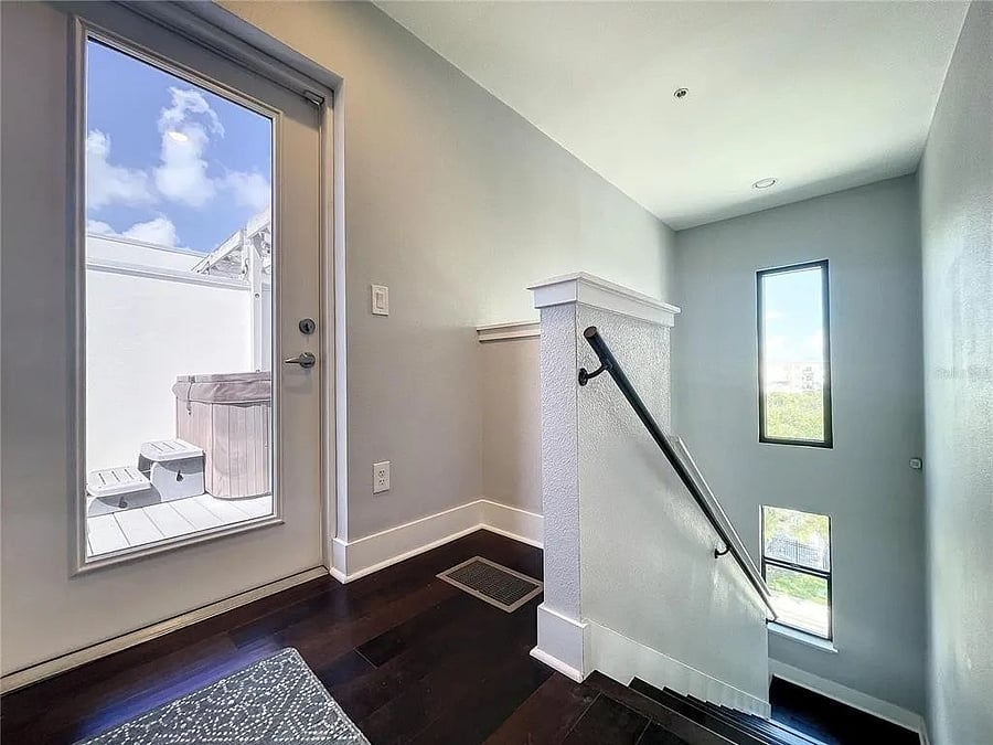 Furnished Finder property 720376_1 photo 24