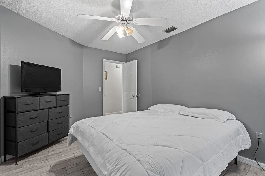 2nd Bedroom