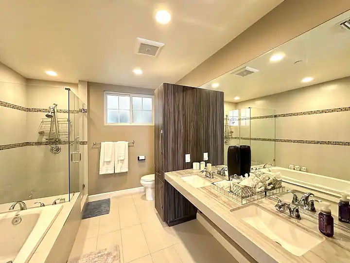 Furnished Finder property 720389_1 photo 17