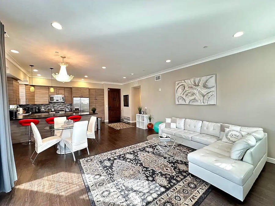 Furnished Finder property 720389_2 photo 4