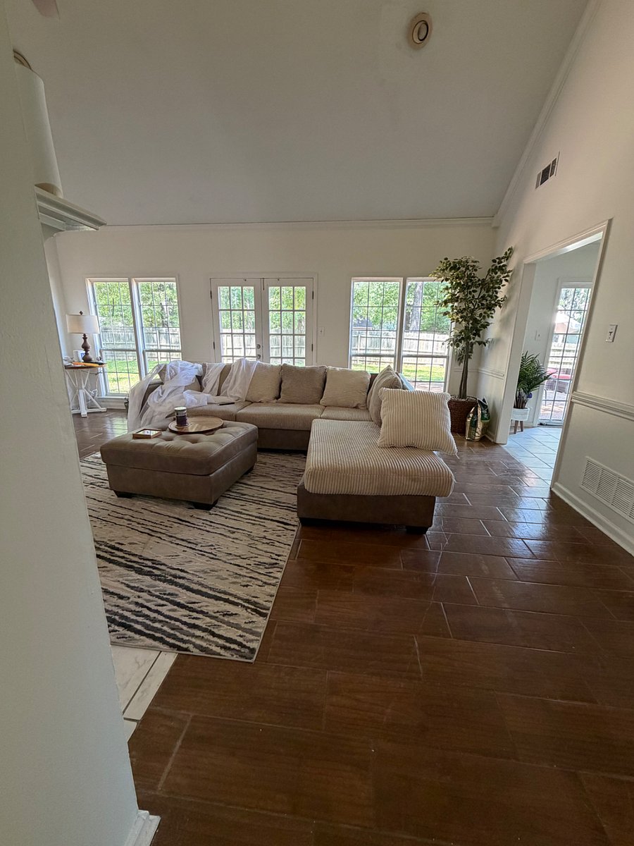 Furnished Finder property 720428_1 photo 1