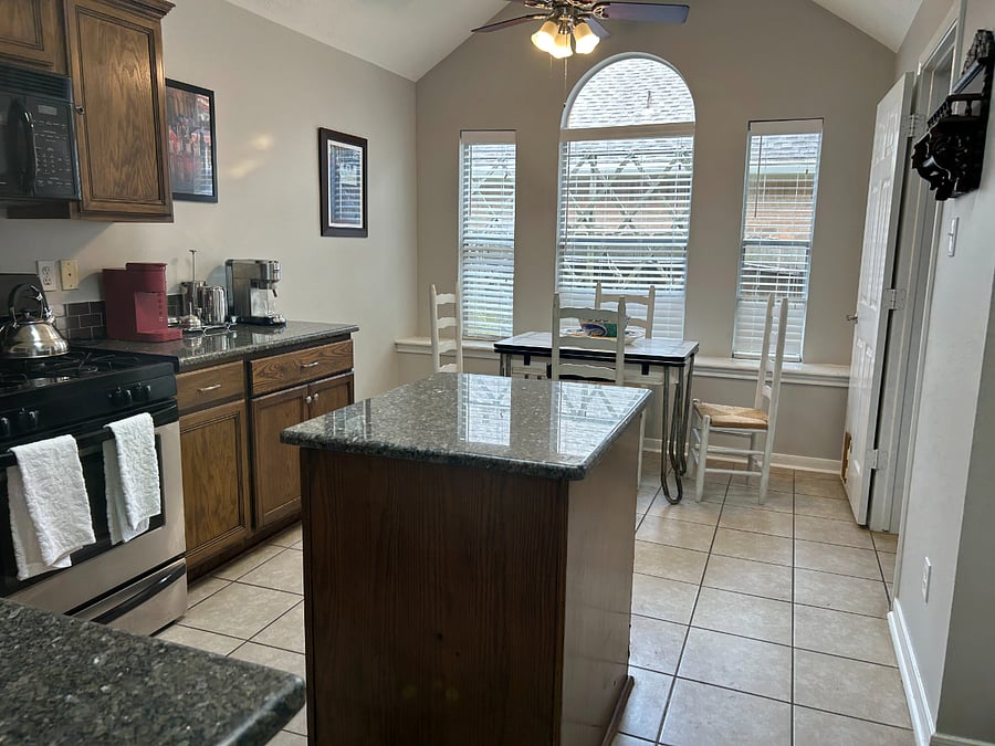 Furnished Finder property 720444_1 photo 9