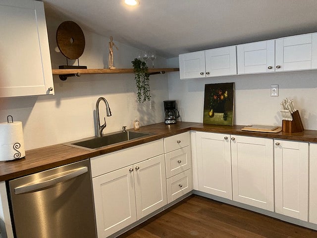 Furnished Finder property 720481_1 photo 15