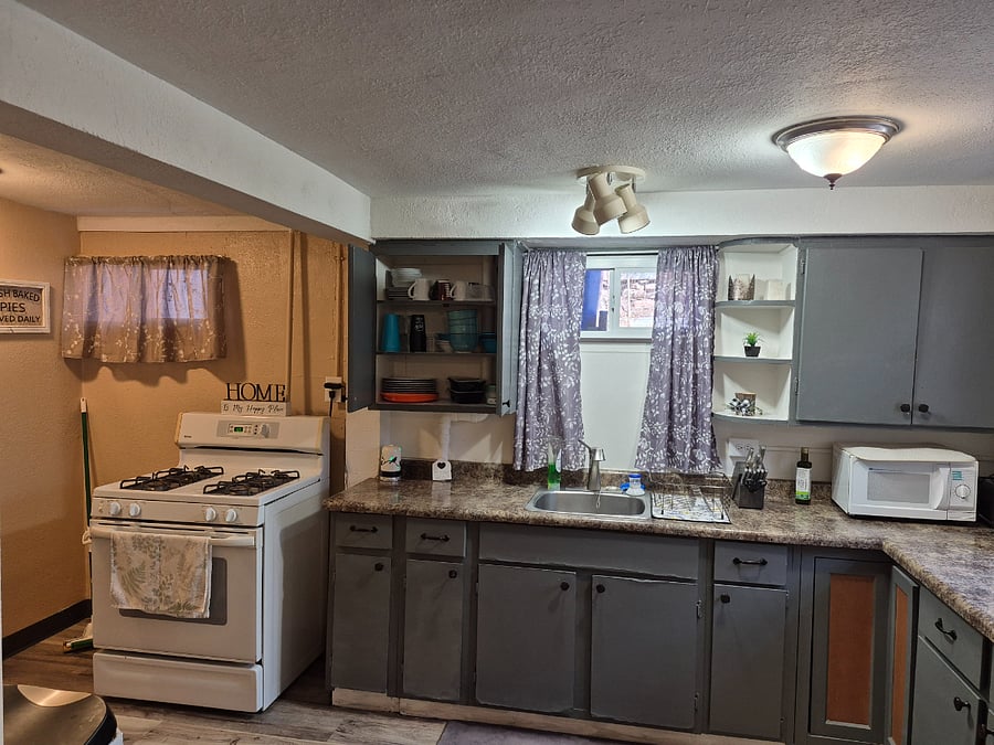 Furnished Finder property 720491_1 photo 4