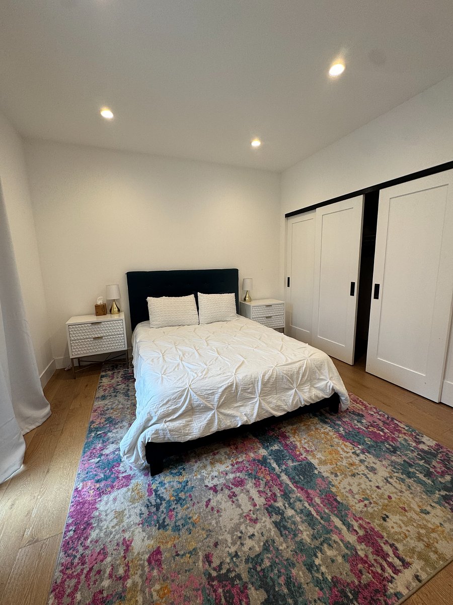 Furnished Finder property 720497_1 photo 12
