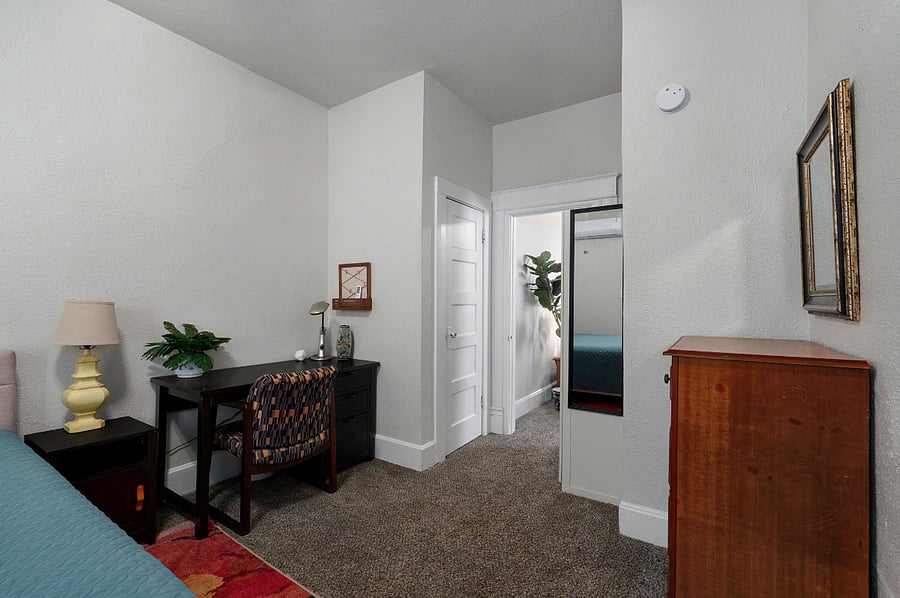 Furnished Finder property 720503_1 photo 23