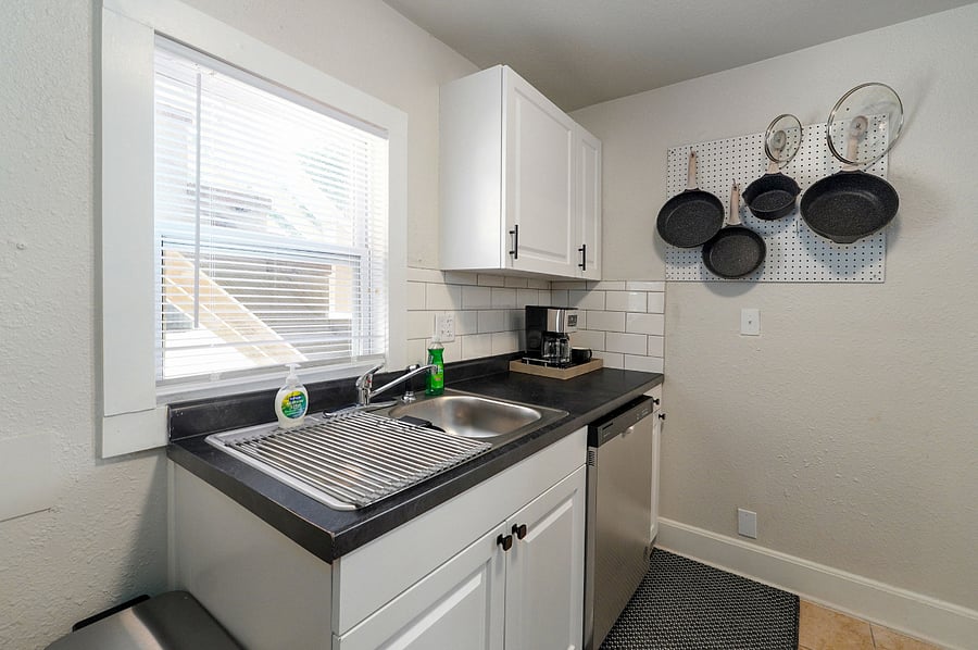 Furnished Finder property 720503_1 photo 11