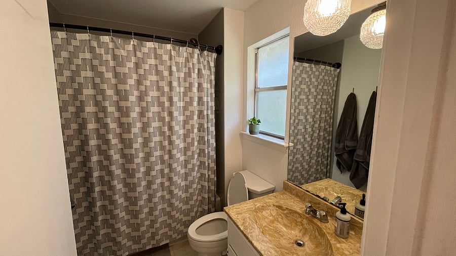 Bedroom #1 - ensuite bathroom