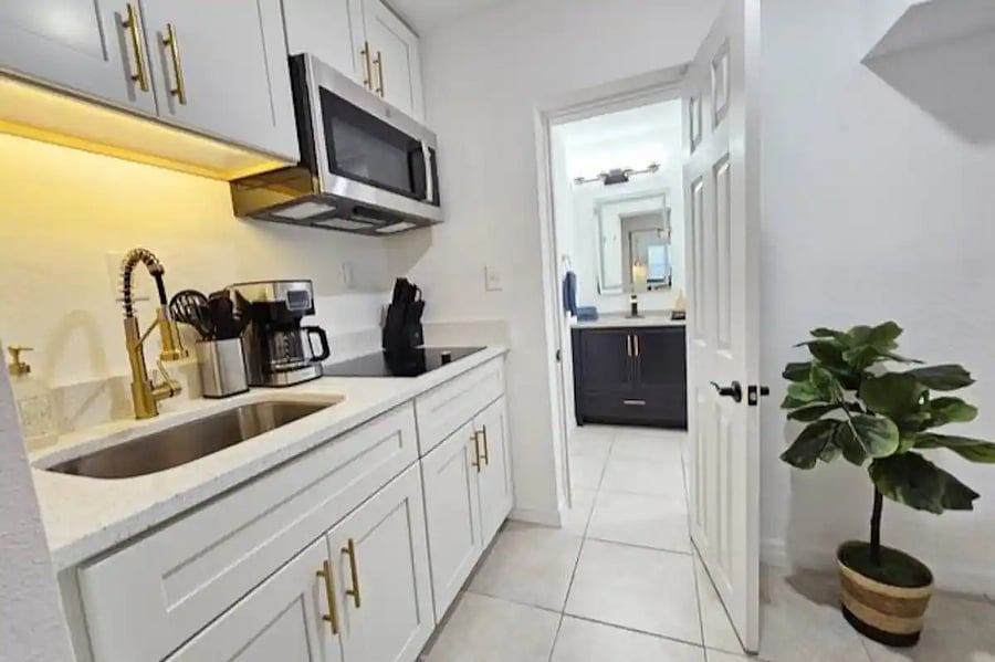 Furnished Finder property 720544_1 photo 9