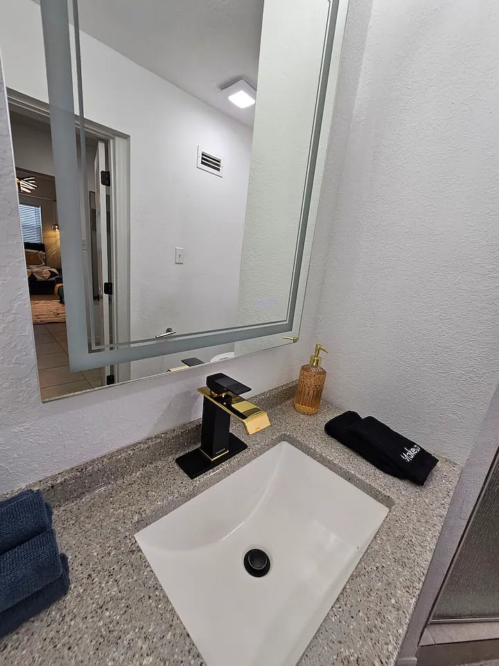 Furnished Finder property 720544_1 photo 14