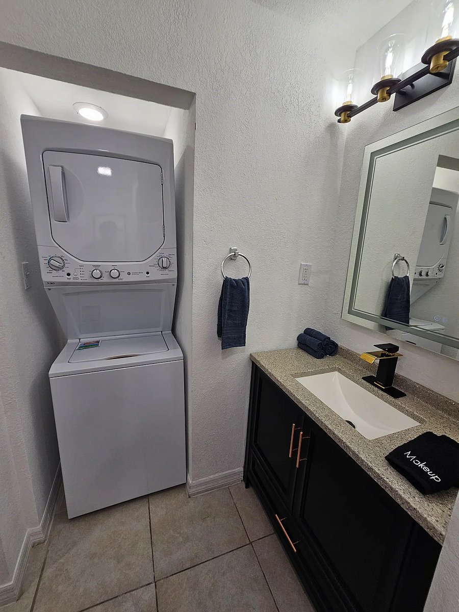 Furnished Finder property 720544_1 photo 18