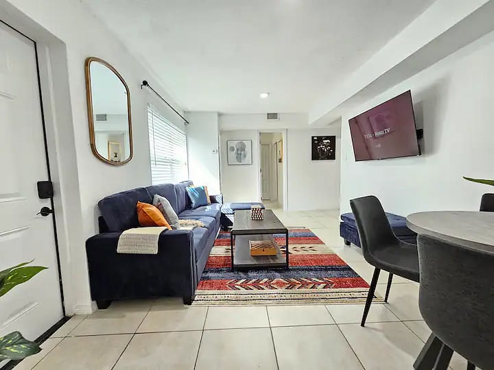Furnished Finder property 720544_2 photo 10