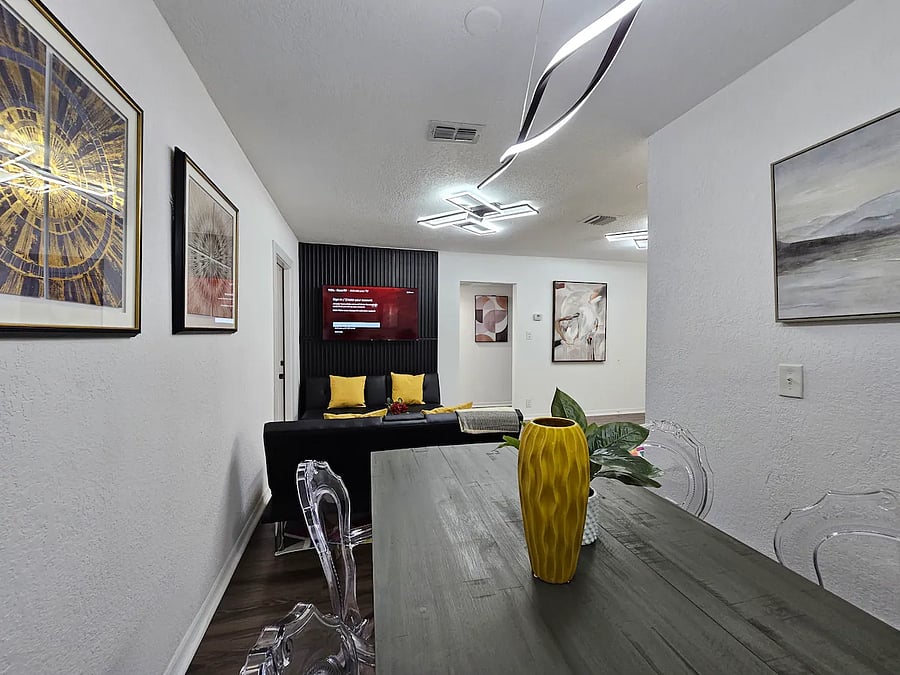 Furnished Finder property 720544_3 photo 9