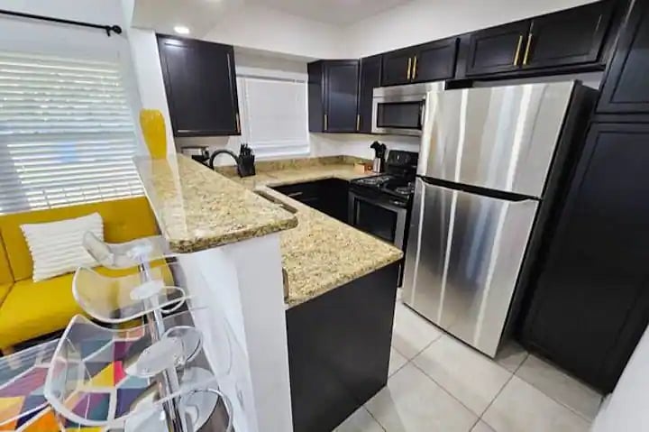 Furnished Finder property 720544_3 photo 8