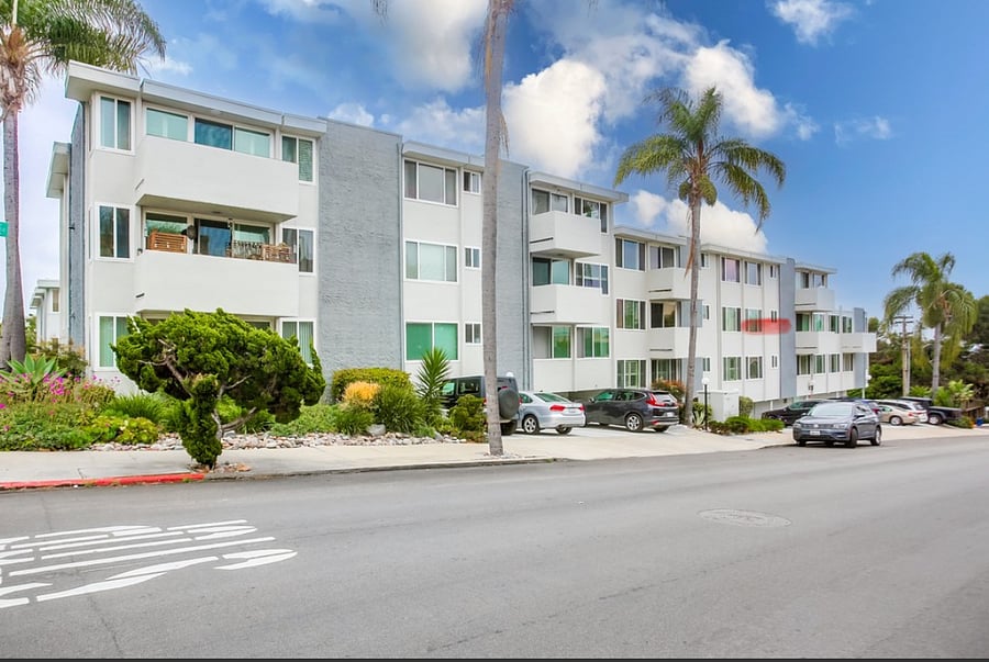 Gated private entrance for Residents and Guests. Palm tree lined street is quaint, peaceful and safe!