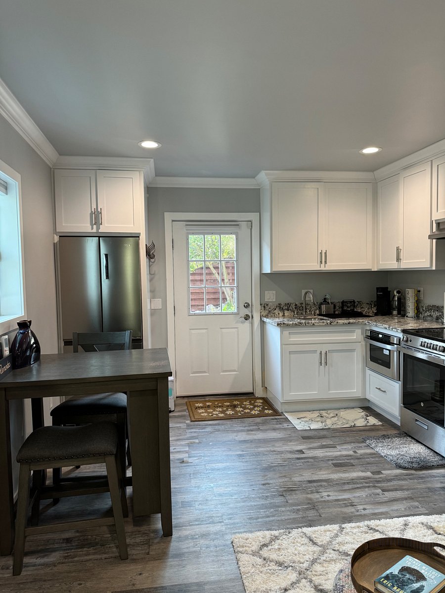 Furnished Finder property 720597_1 photo 8
