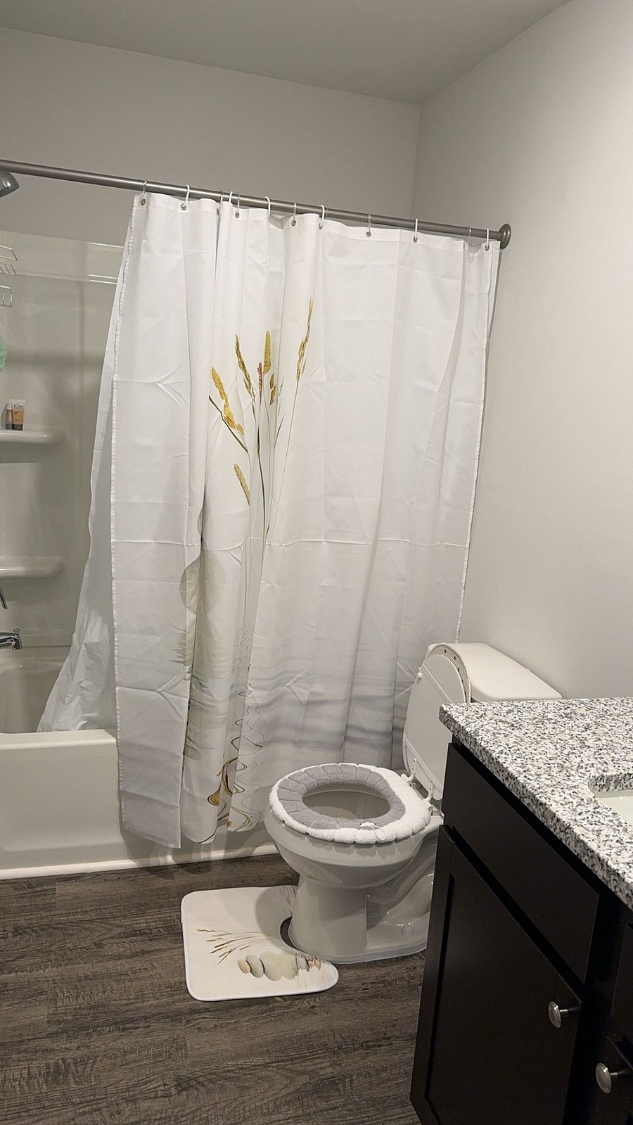 Furnished Finder property 720603_1 photo 4