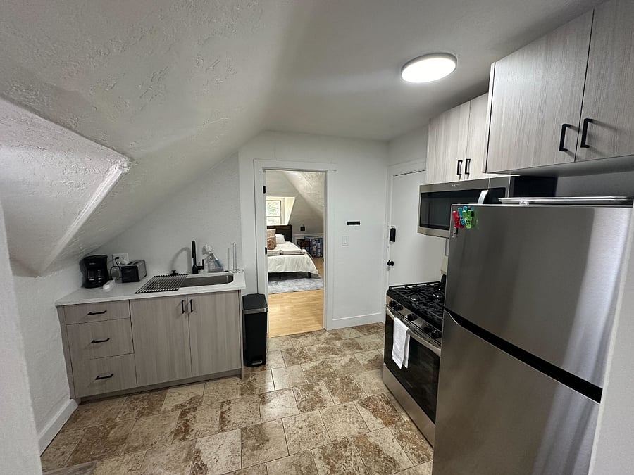 Furnished Finder property 720604_1 photo 15