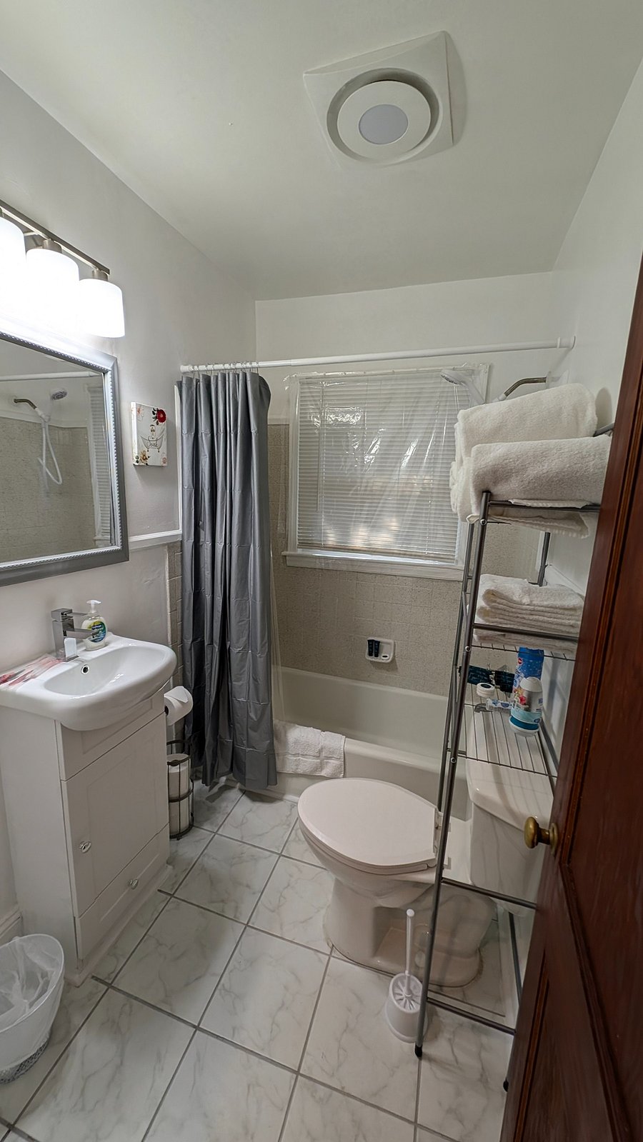 Furnished Finder property 720608_1 photo 5