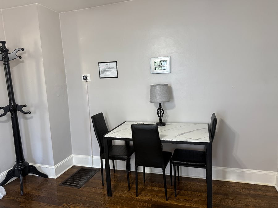 Furnished Finder property 720608_1 photo 28