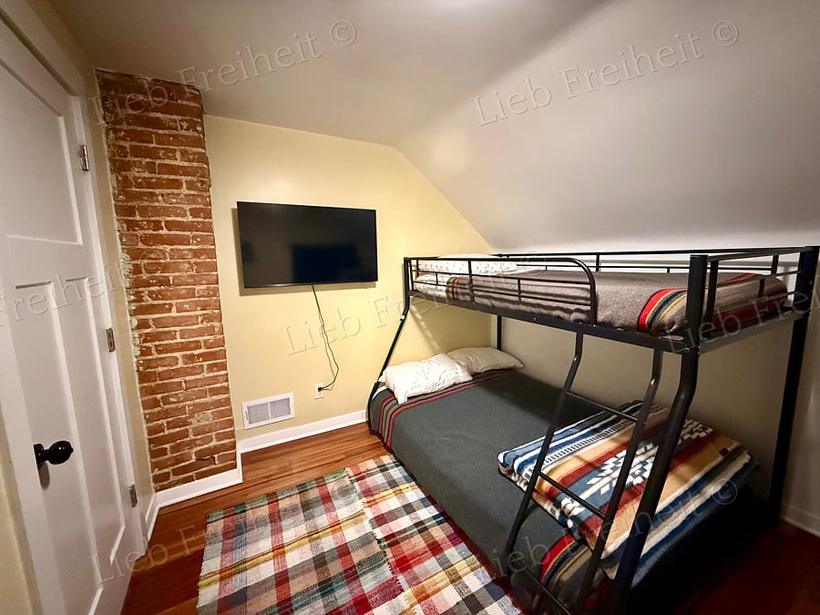 Upstairs bedroom, secondary.