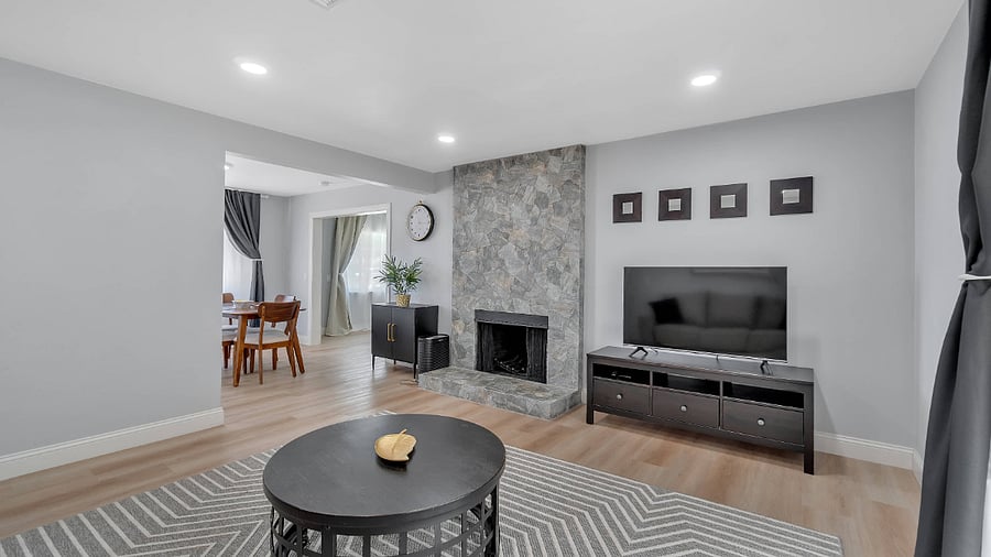 Furnished Finder property 720643_1 photo 7
