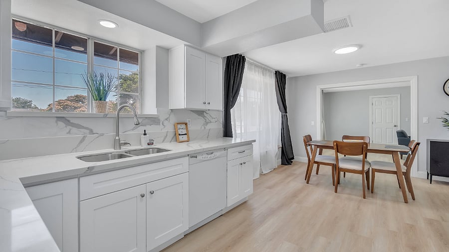 Furnished Finder property 720643_1 photo 18